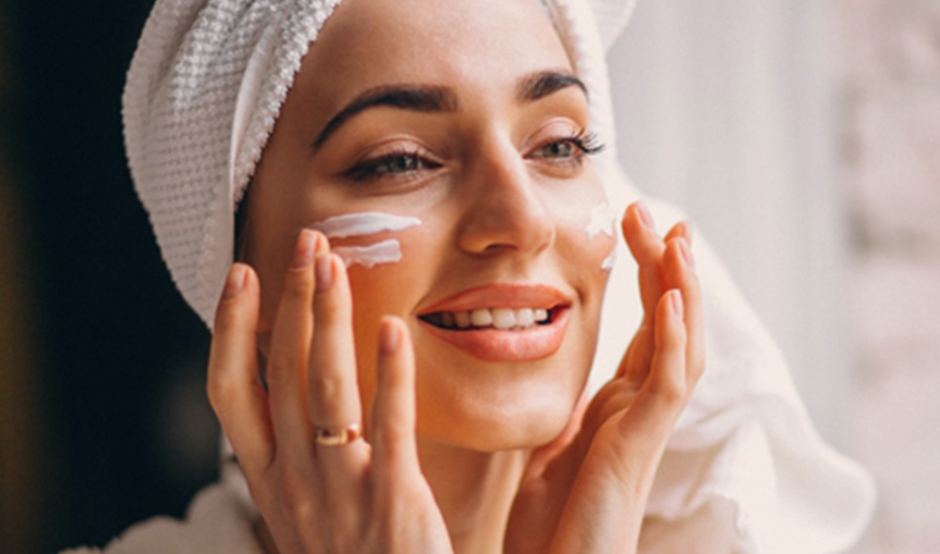 Skin Care: The Complete Guide to Glowing, Healthy Skin